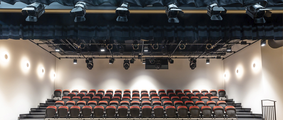 television led studio lighting installers