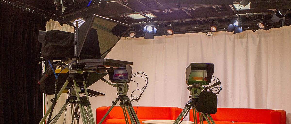 television led studio lighting installers